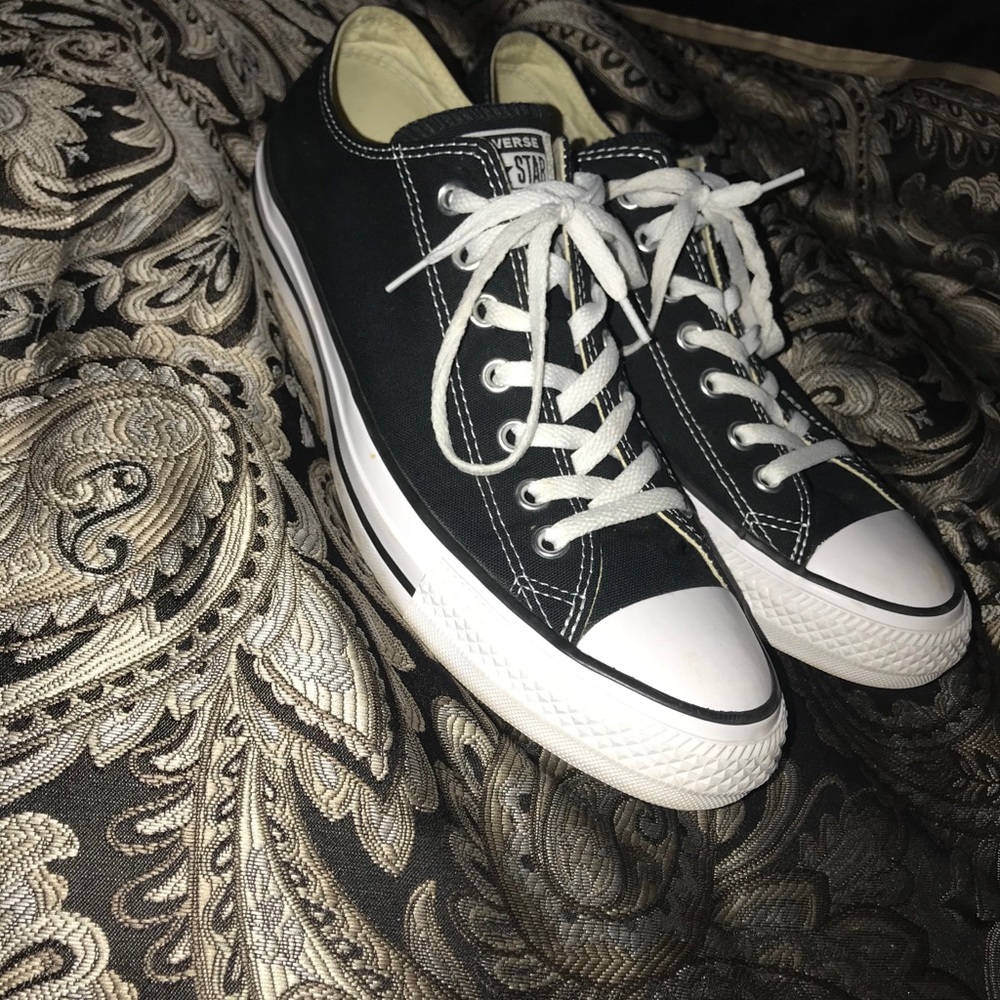 Black and white converse